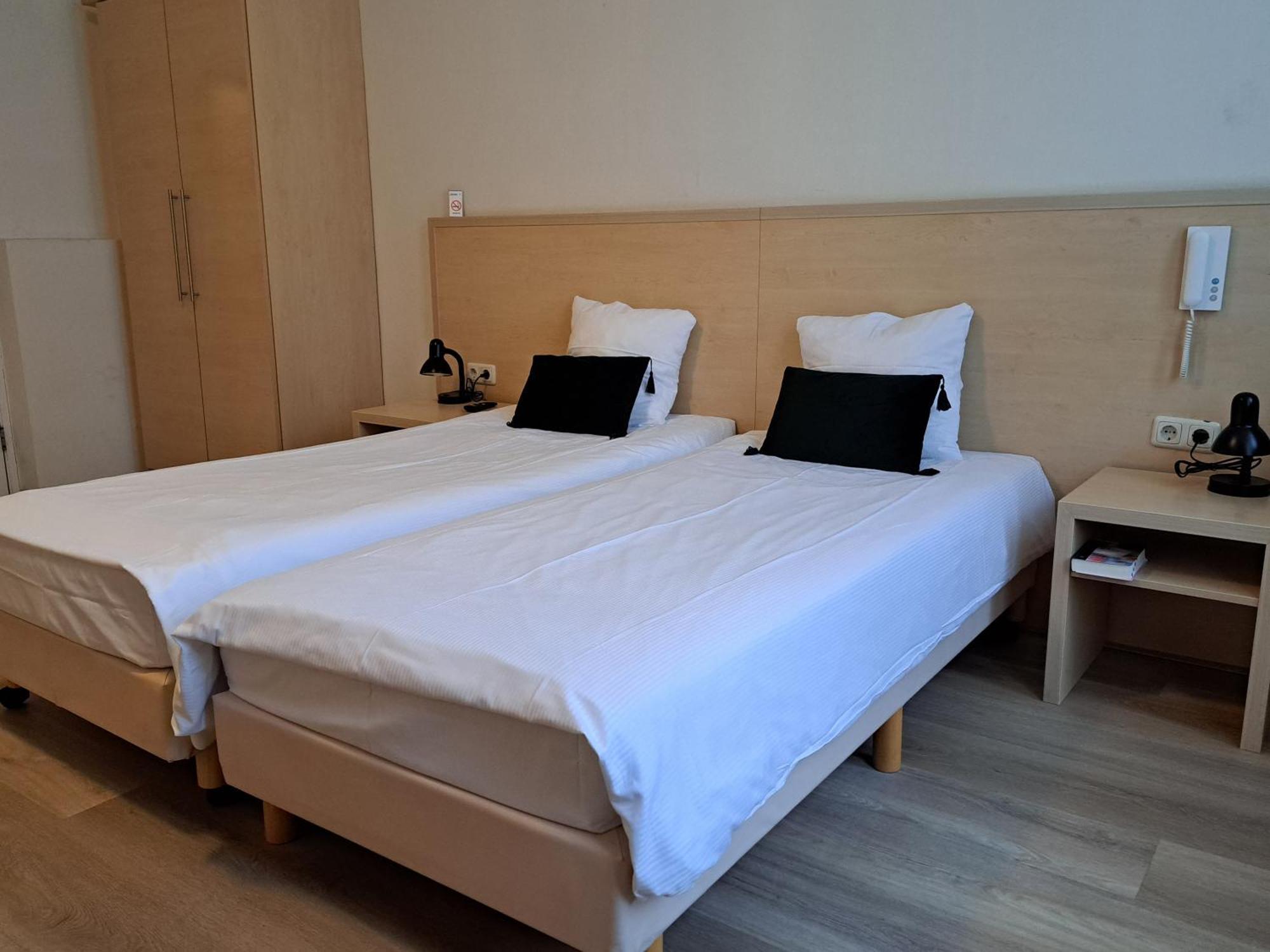 Hotel Restaurant Boven Groningen Delfzijl Room photo